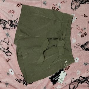 Medium green shorts